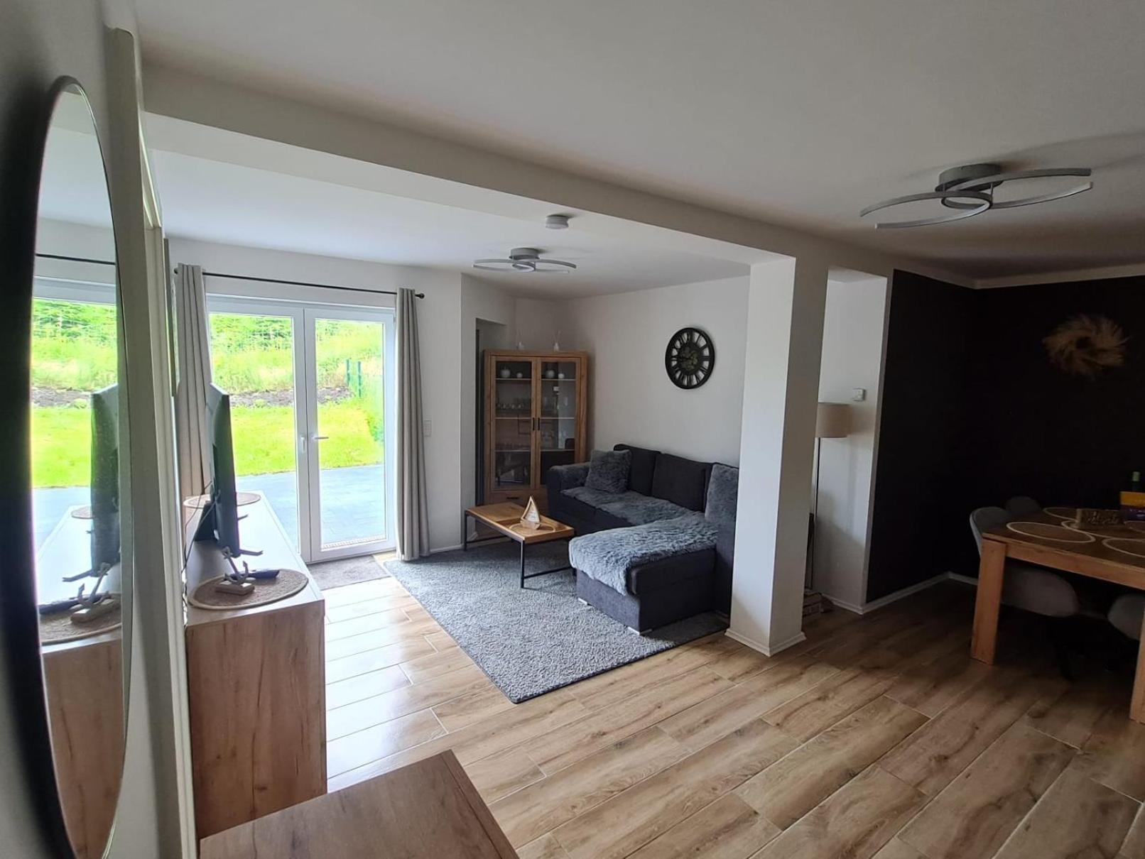 Greenhouse Living Apartment Nivis Mit Garten - 4 Minuten Nach Winterberg - Wandern, Mountainbike Fahren - Natur Geniessen เมเดบาค ห้อง รูปภาพ
