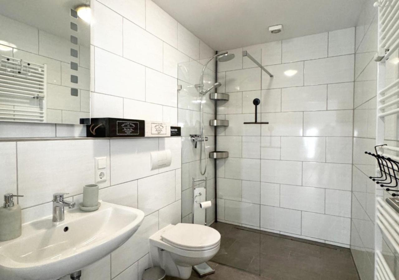 Greenhouse Living Apartment Nivis Mit Garten - 4 Minuten Nach Winterberg - Wandern, Mountainbike Fahren - Natur Geniessen เมเดบาค ภายนอก รูปภาพ